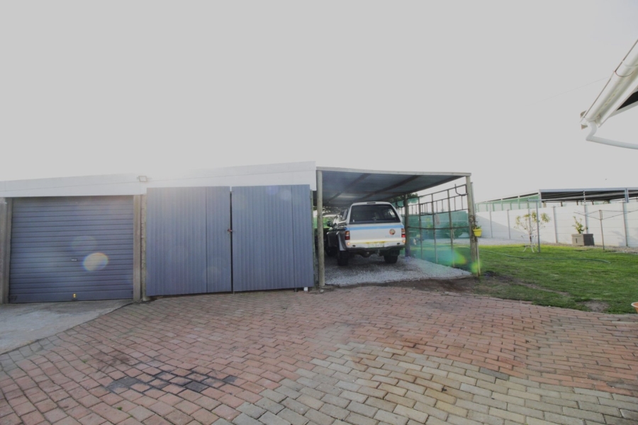 3 Bedroom Property for Sale in Wavecrest Eastern Cape